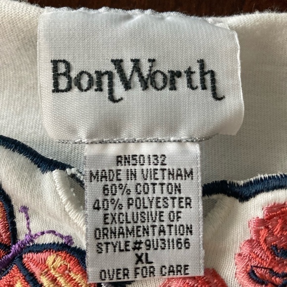 Bonworth embroidered top size XL butterflies flowers - Picture 9 of 10